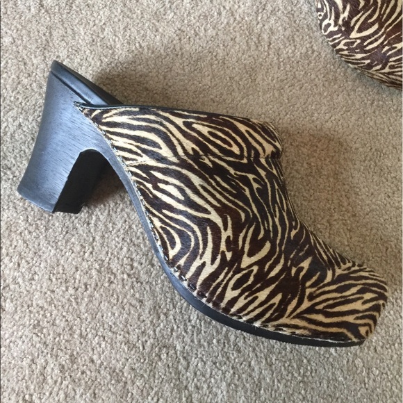 Dansko Animal Print Clogs - Picture 2 of 3
